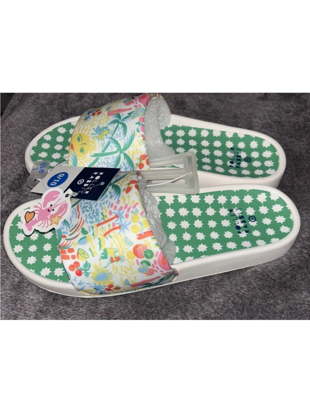 Roller Rabbit Target Slide Sandals Vacation Star Geo 9/10 NWT